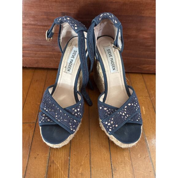 Steve Madden Blue Lace Wedges - Picture 1 of 4